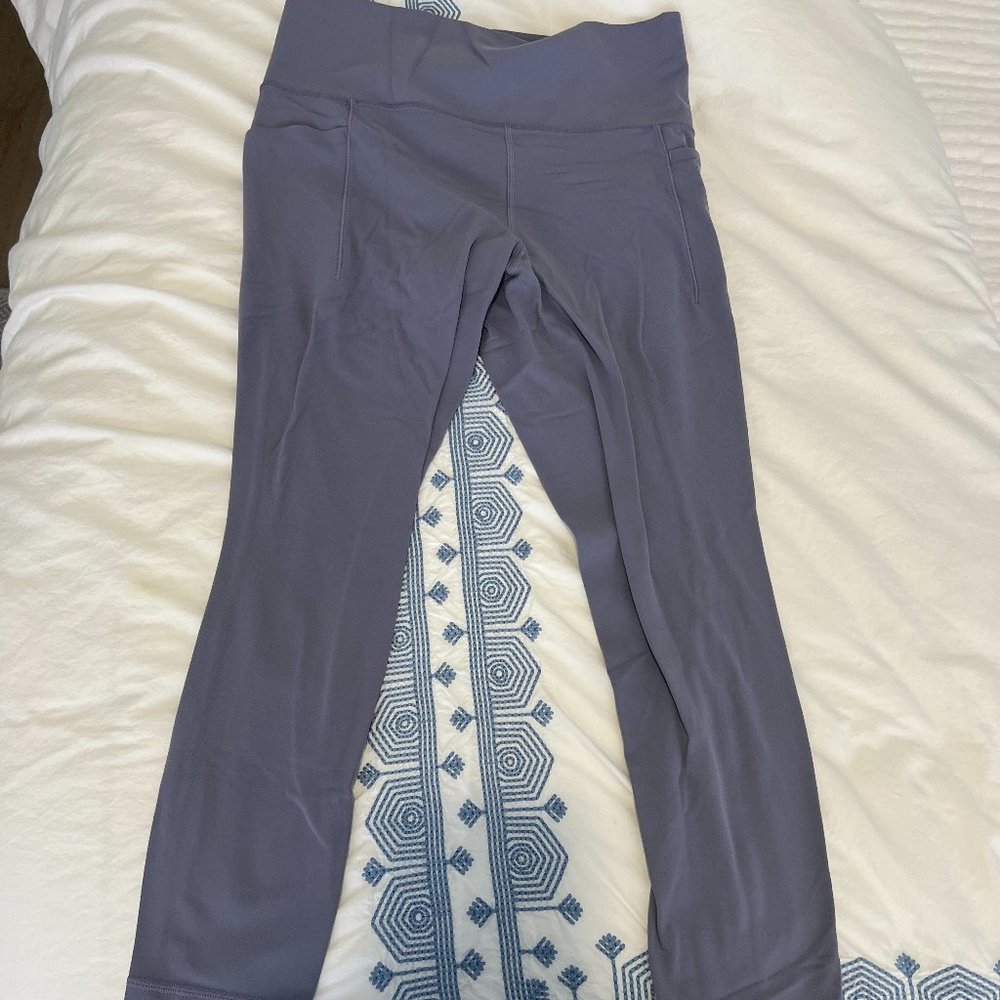 Athleta: Salutation Stash II 7/8 Tight